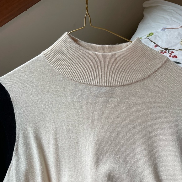 Vero Moda Juliet Sleeve Pullover Sweater, Black & OffWhite. Like new! - Picture 5 of 9